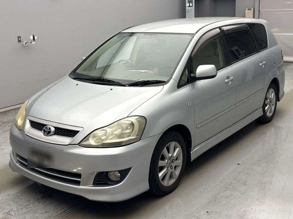 Toyota Ipsum 2008
