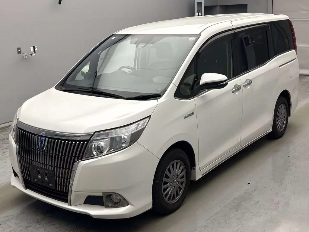 Toyota Esquire 2016