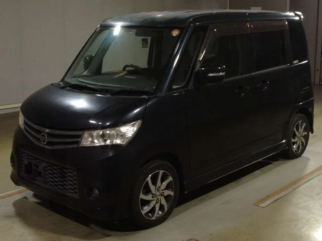 Nissan Roox 2010
