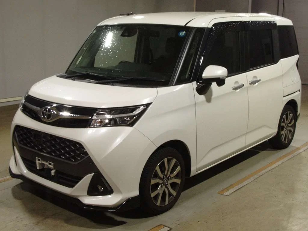 Toyota Tank 2018