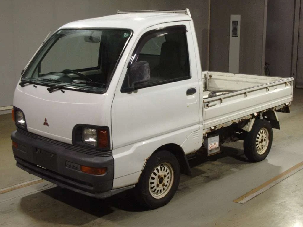 Mitsubishi Minicab Truck  с аукциона в Японии