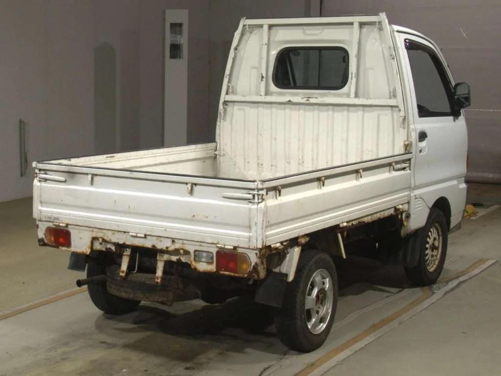 Mitsubishi Minicab Truck  с аукциона в Японии