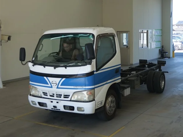 Hino Dutro 2006