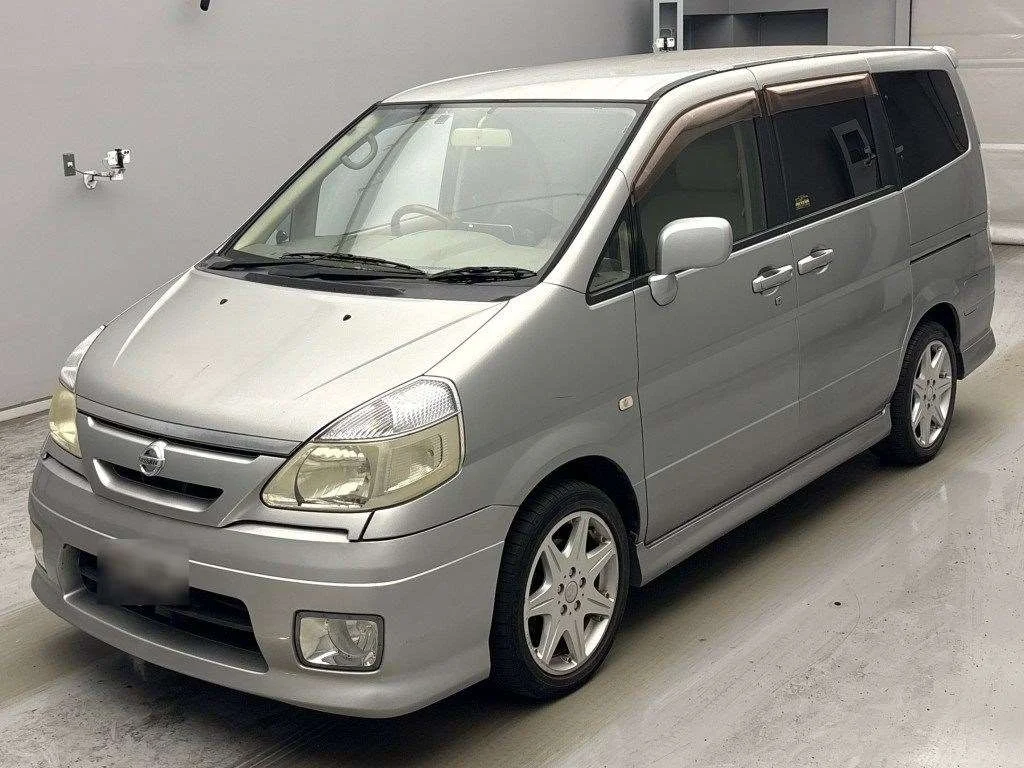 Nissan Serena 2004
