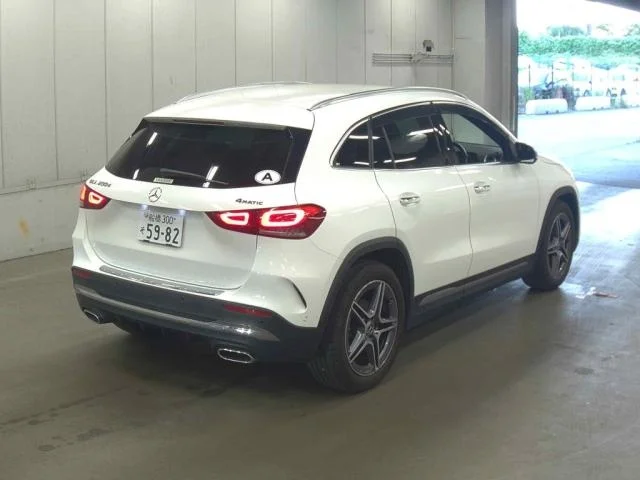 Mercedes-Benz GLA  с аукциона в Японии
