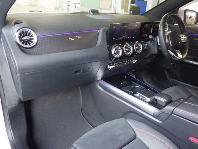 Mercedes-Benz GLA  с аукциона в Японии
