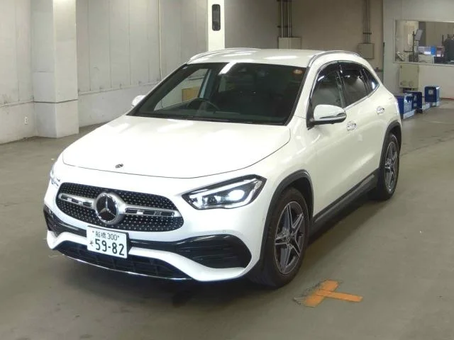 Mercedes-Benz GLA  с аукциона в Японии