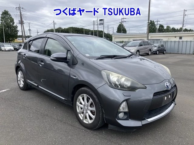 Toyota Aqua 2012