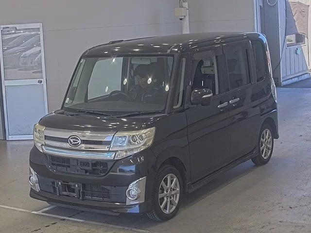 Daihatsu Tanto 2014