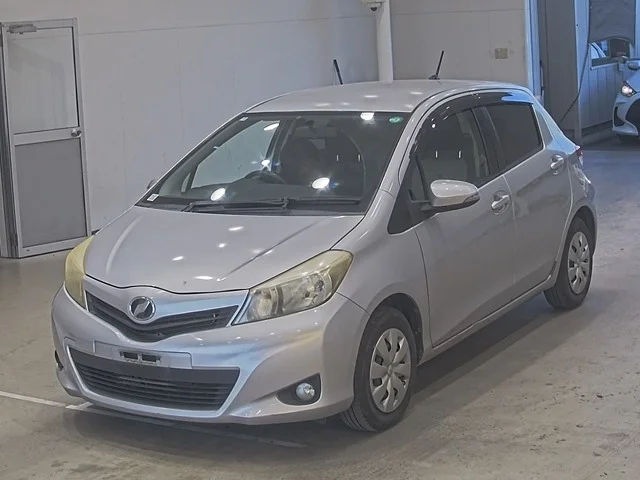 Toyota Vitz 2012