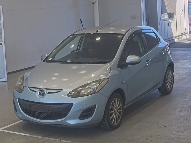 Mazda Demio 2011