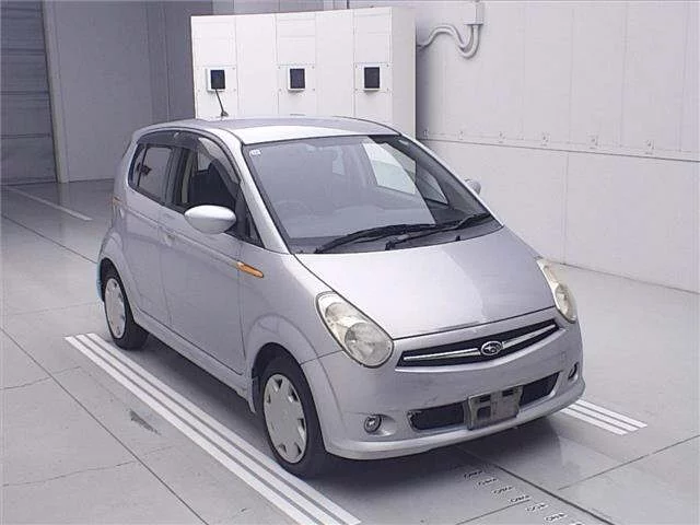 Subaru R2 2005