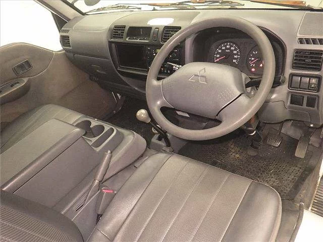Mitsubishi Delica  с аукциона в Японии