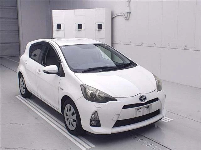 Toyota Aqua 2012