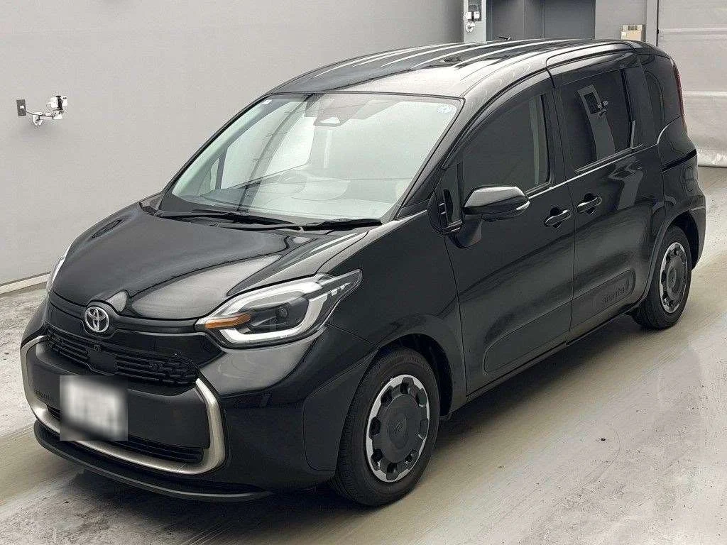 Toyota Sienta 2024