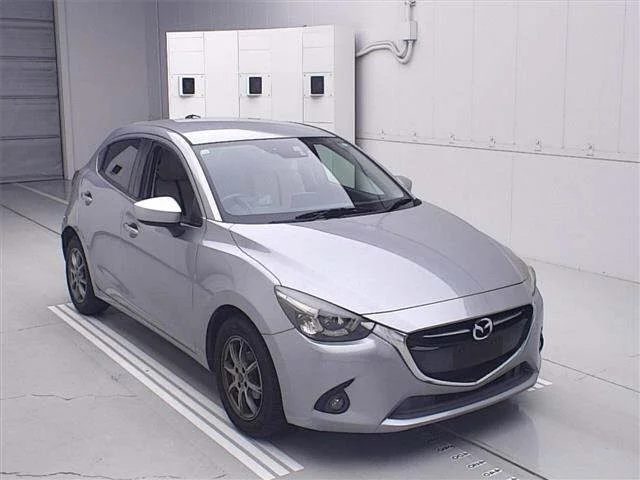 Mazda Demio 2015
