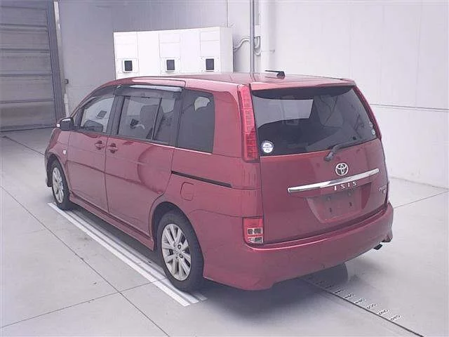 Toyota Isis 2009