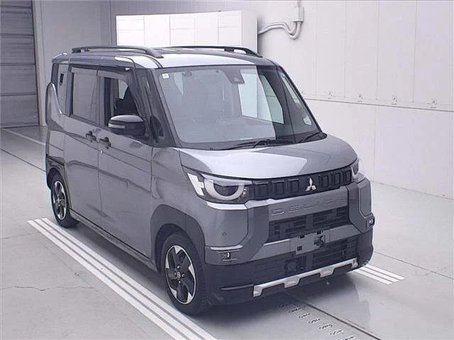 Mitsubishi Delica Mini 2024