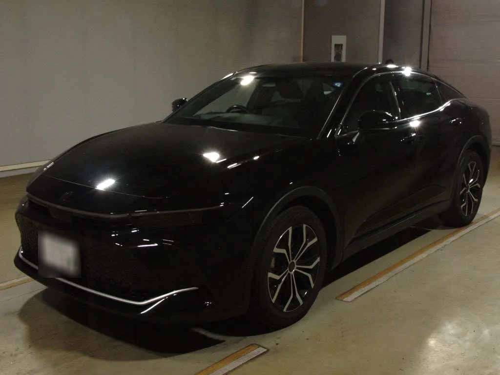 Toyota Crown Crossover 2023