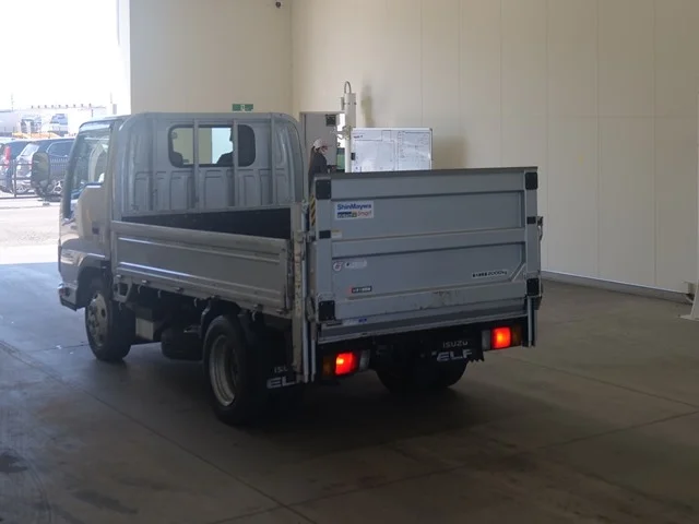 Isuzu Elf  с аукциона в Японии