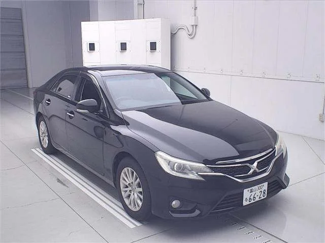 Toyota Mark X 2013