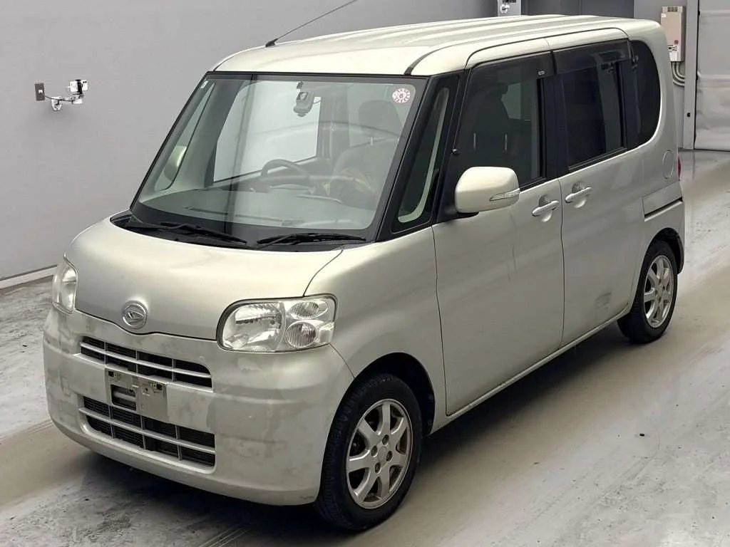 Daihatsu Tanto 2009
