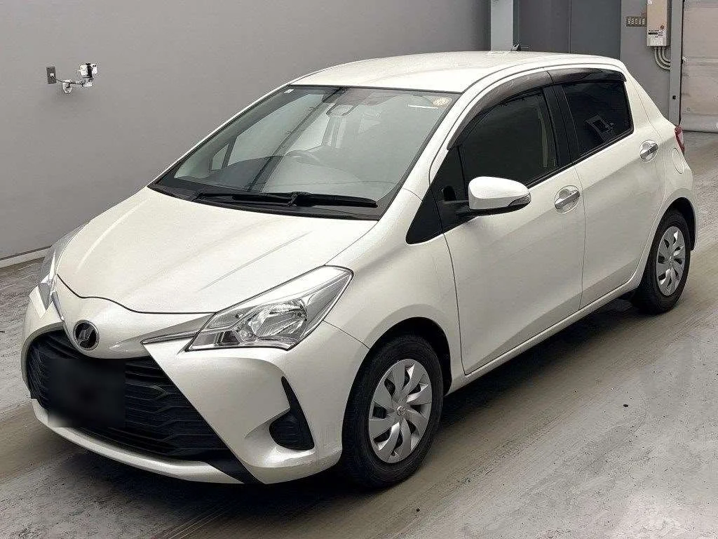 Toyota Vitz 2017
