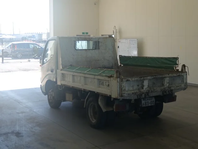 Toyota Dyna  с аукциона в Японии