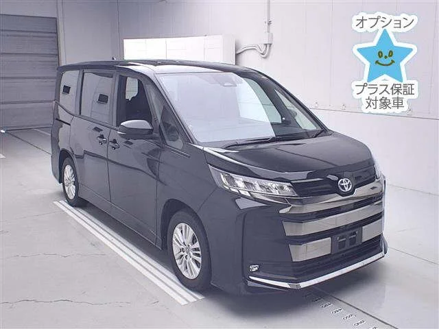 Toyota Noah 2023