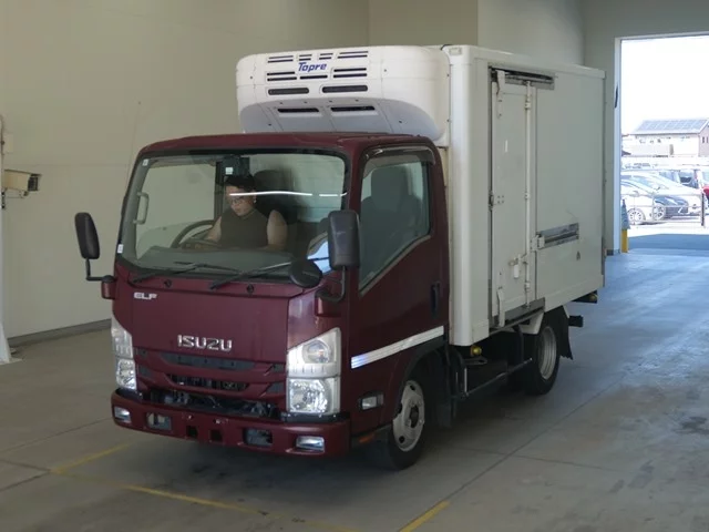 Isuzu Elf 2018
