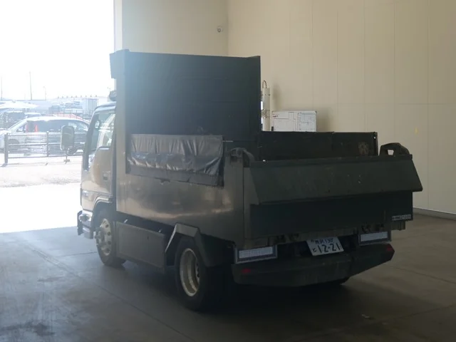 Isuzu Elf 2011