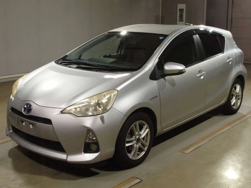 Toyota Aqua 2012