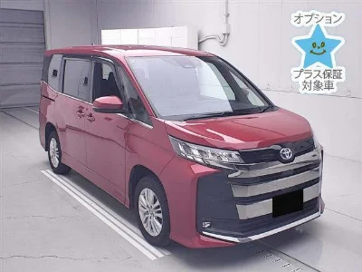 TOYOTA NOAH