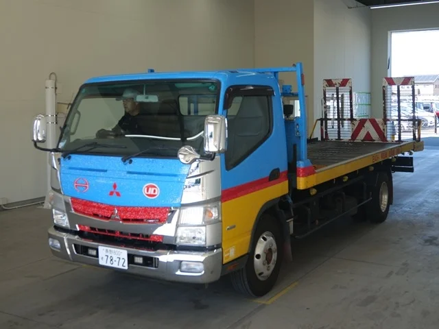 Mitsubishi Fuso Canter 2011