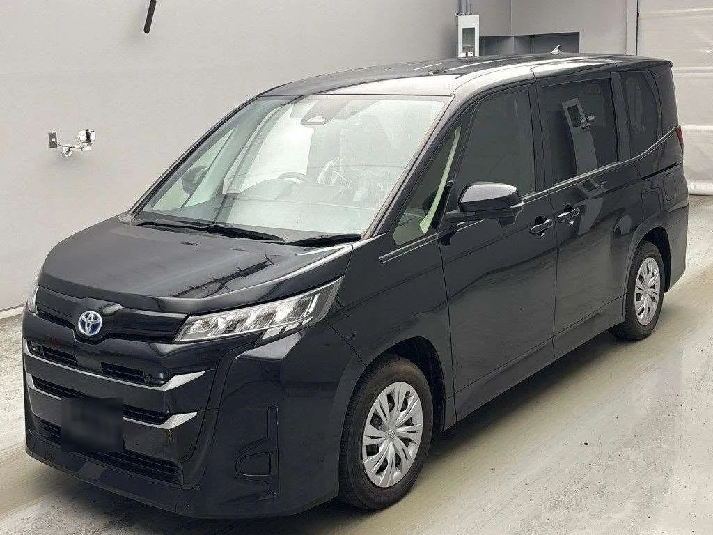 Toyota Noah 2023