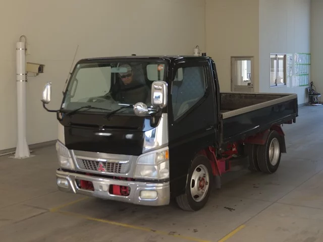 Mitsubishi Fuso Canter  с аукциона в Японии