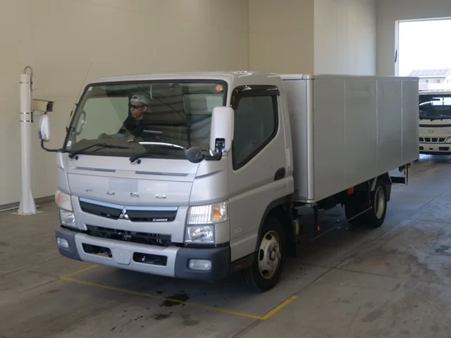 Mitsubishi Fuso Canter 2017