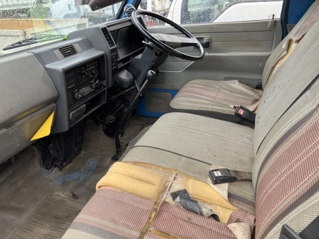 Isuzu Elf  с аукциона в Японии