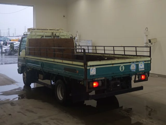 Isuzu Elf  с аукциона в Японии