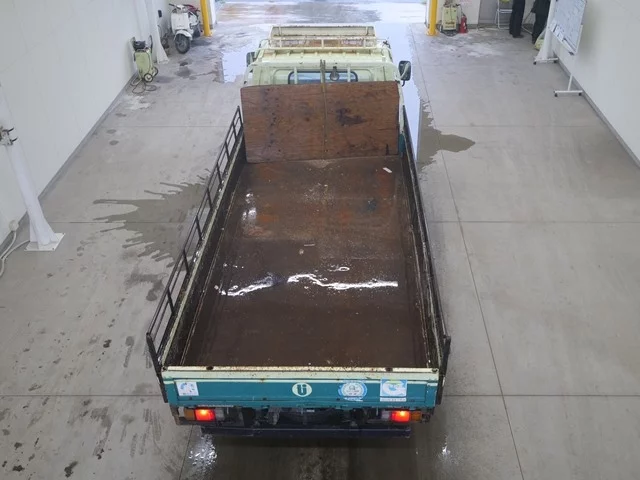 Isuzu Elf  с аукциона в Японии