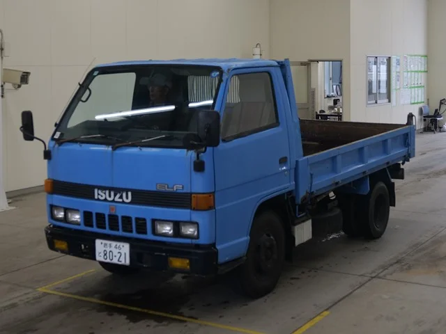 Isuzu Elf  с аукциона в Японии