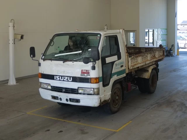 Isuzu Elf  с аукциона в Японии