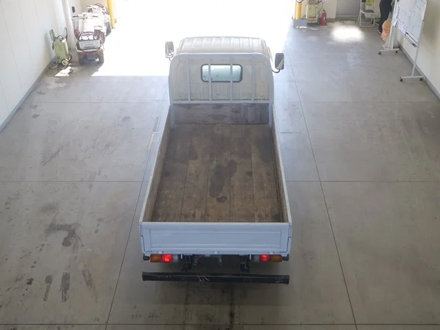 Toyota Dyna  с аукциона в Японии