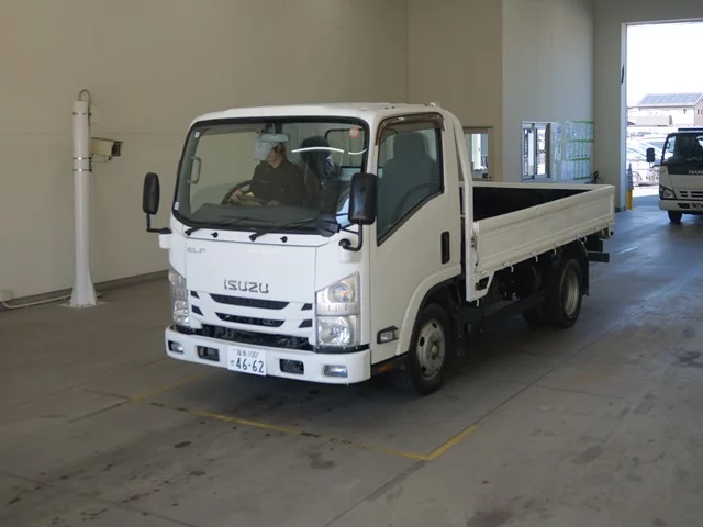 Isuzu Elf 2016