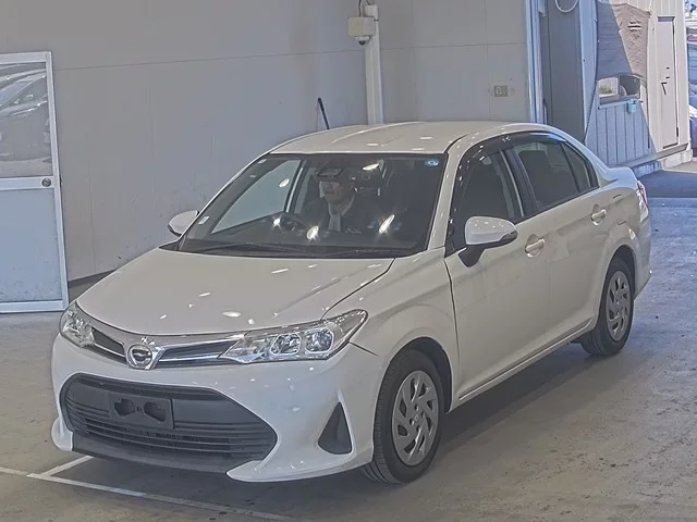 Toyota Corolla Axio 2018