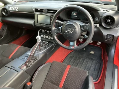 TOYOTA GR86