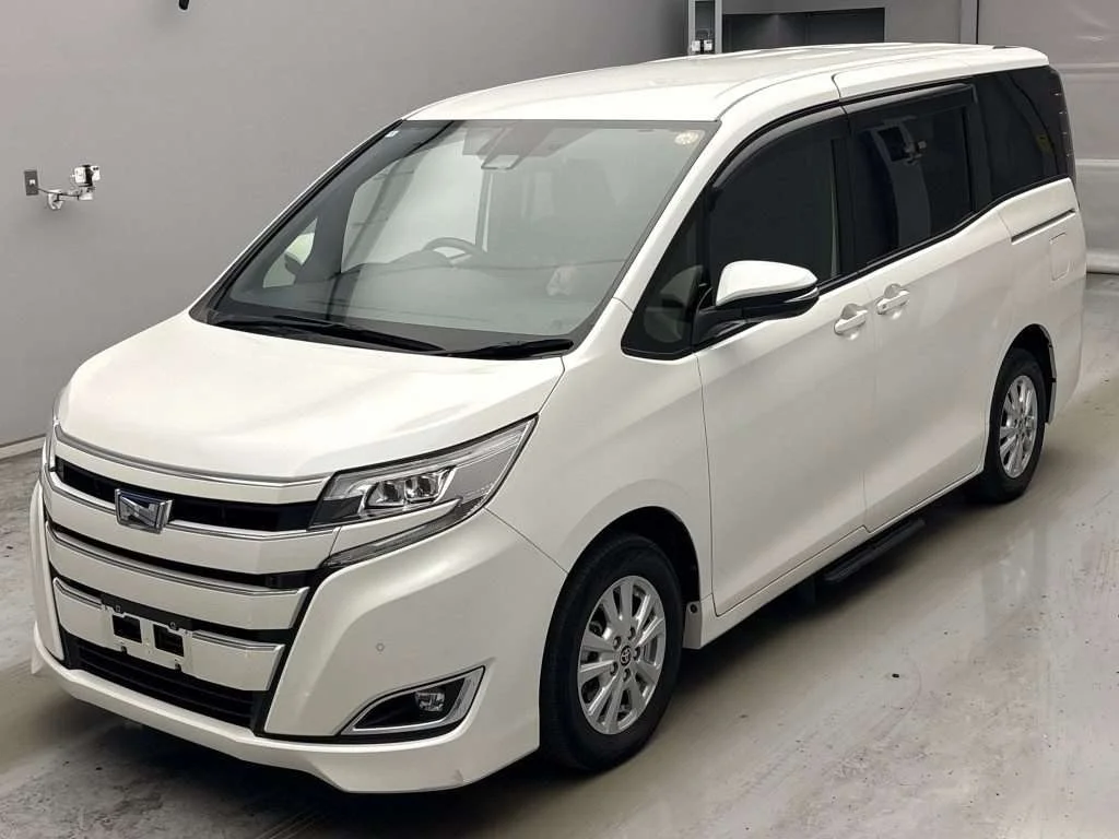 Toyota Noah 2020