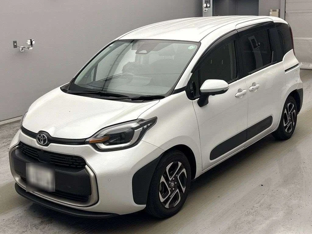 Toyota Sienta 2024