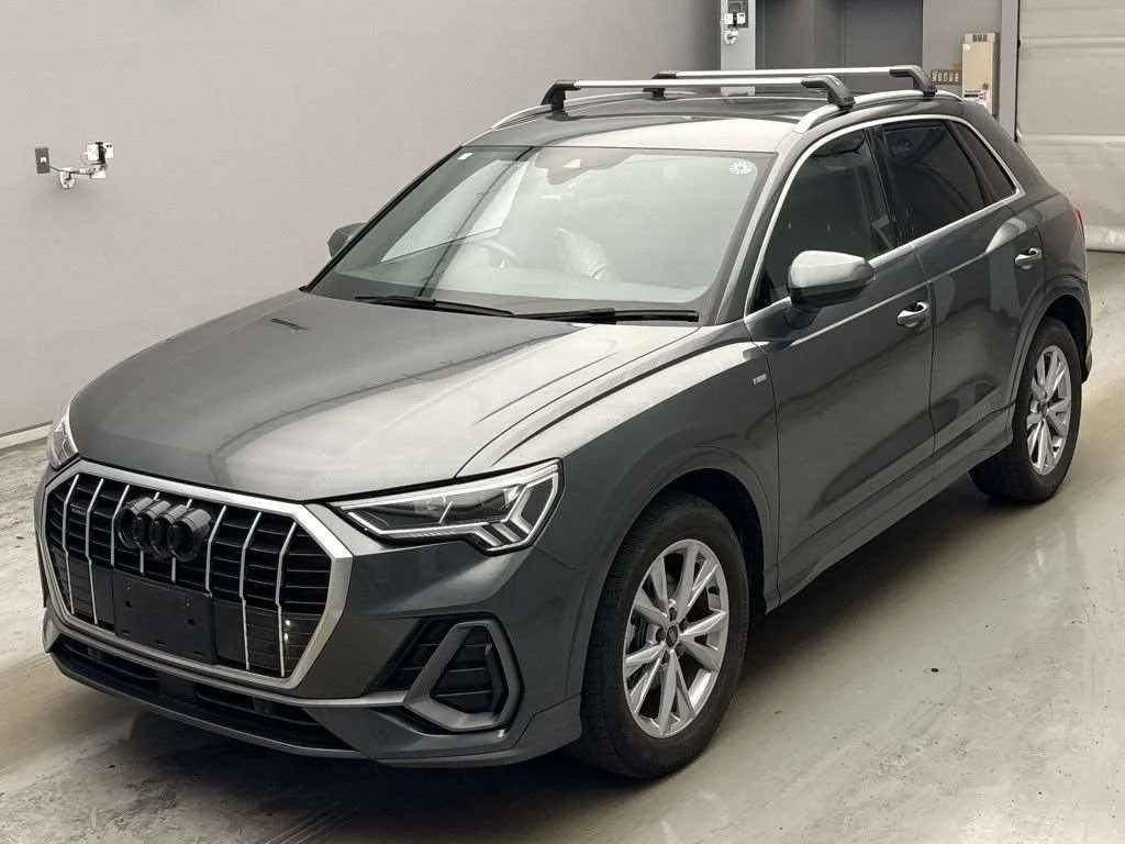 Audi Q3  с аукциона в Японии