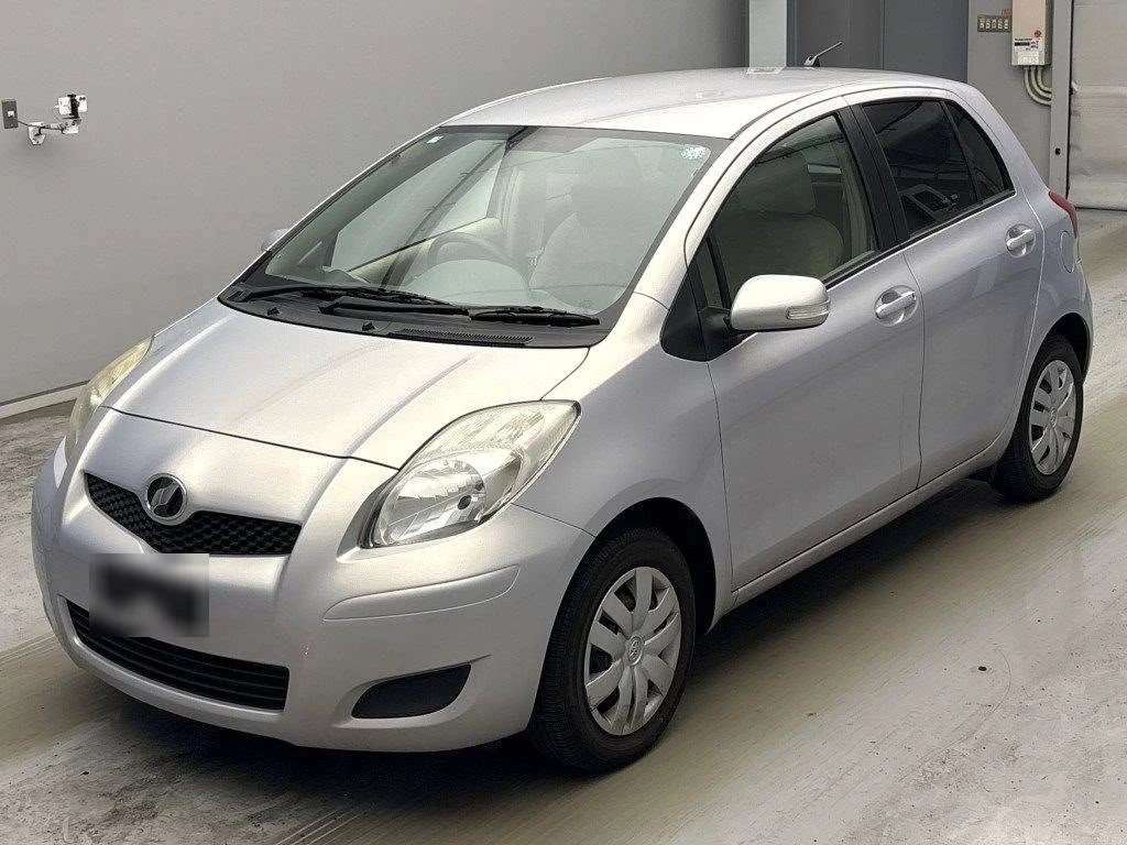 Toyota Vitz 2011
